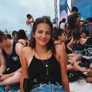 Meet your Posher, Rayne